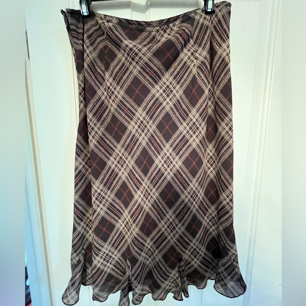 New York & Co flowing skirt